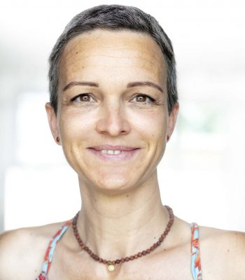 Yoga & Mütterpflege Juliane Bendin